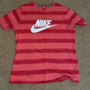 Oversized Nike T shirt. Super soft material!